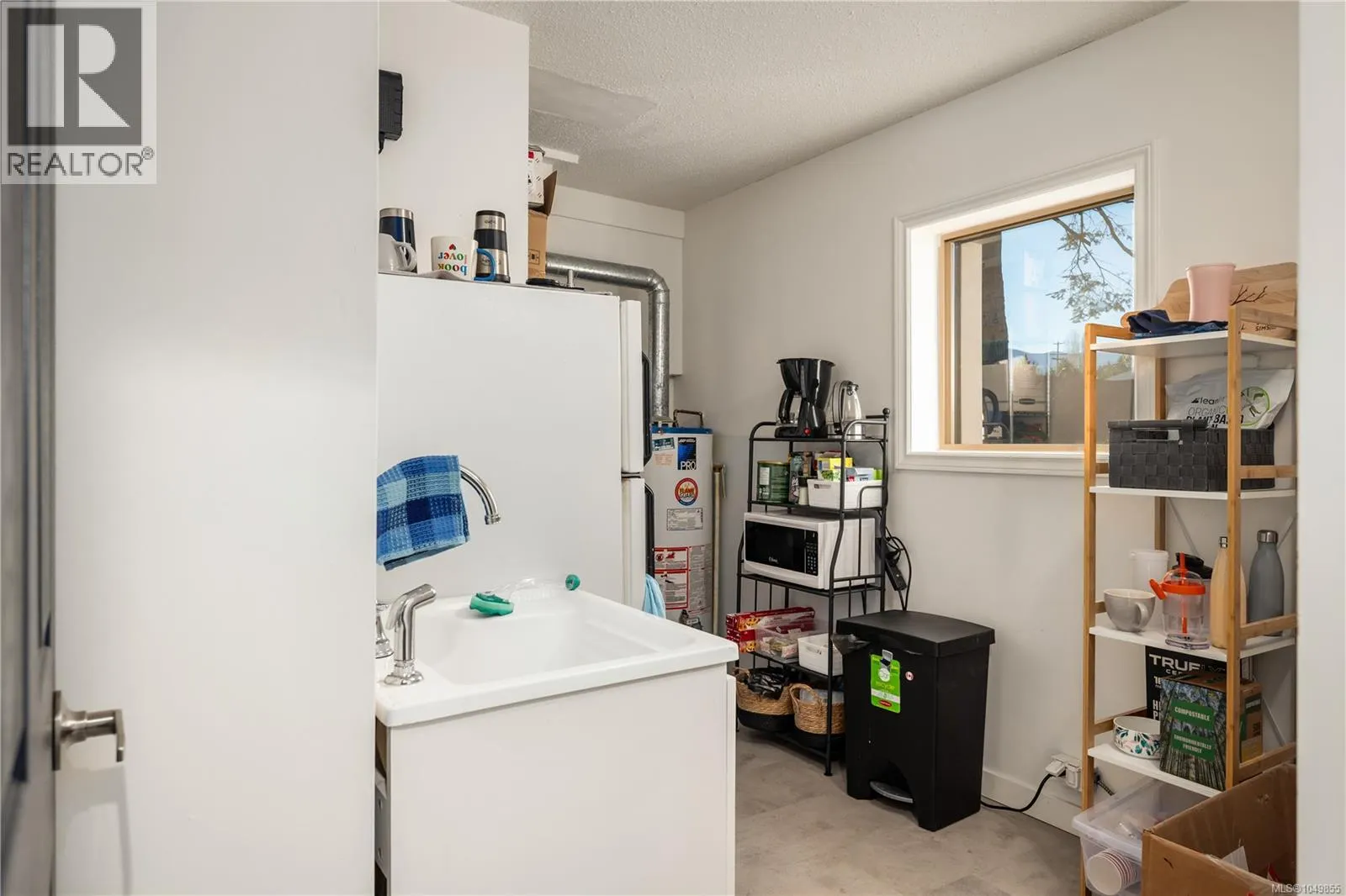2206/2204 Petersen Pl