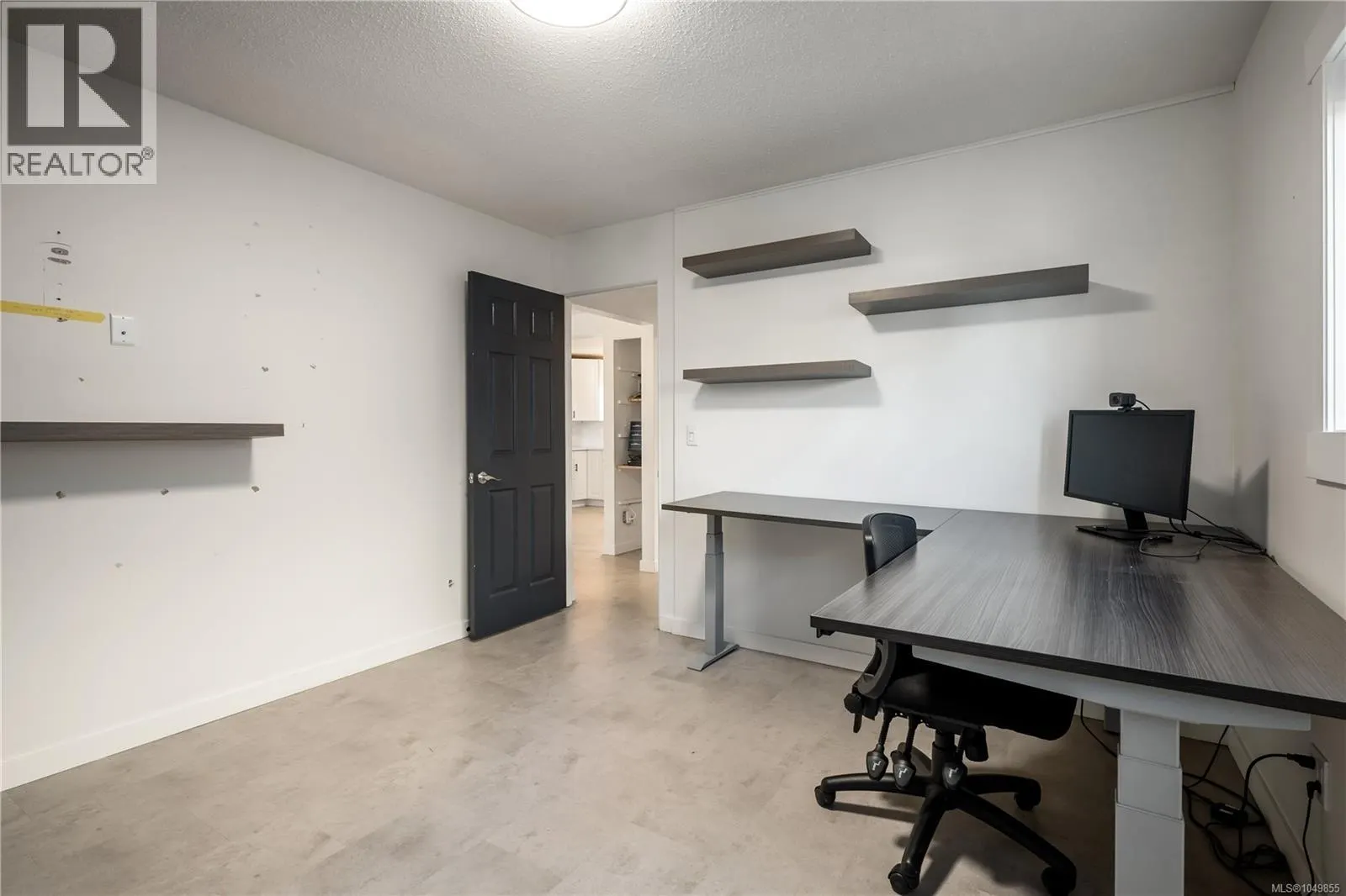 2206/2204 Petersen Pl