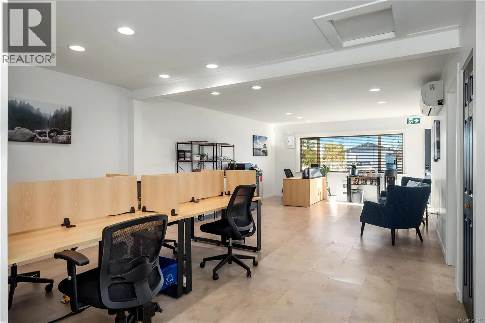2206/2204 Petersen Pl