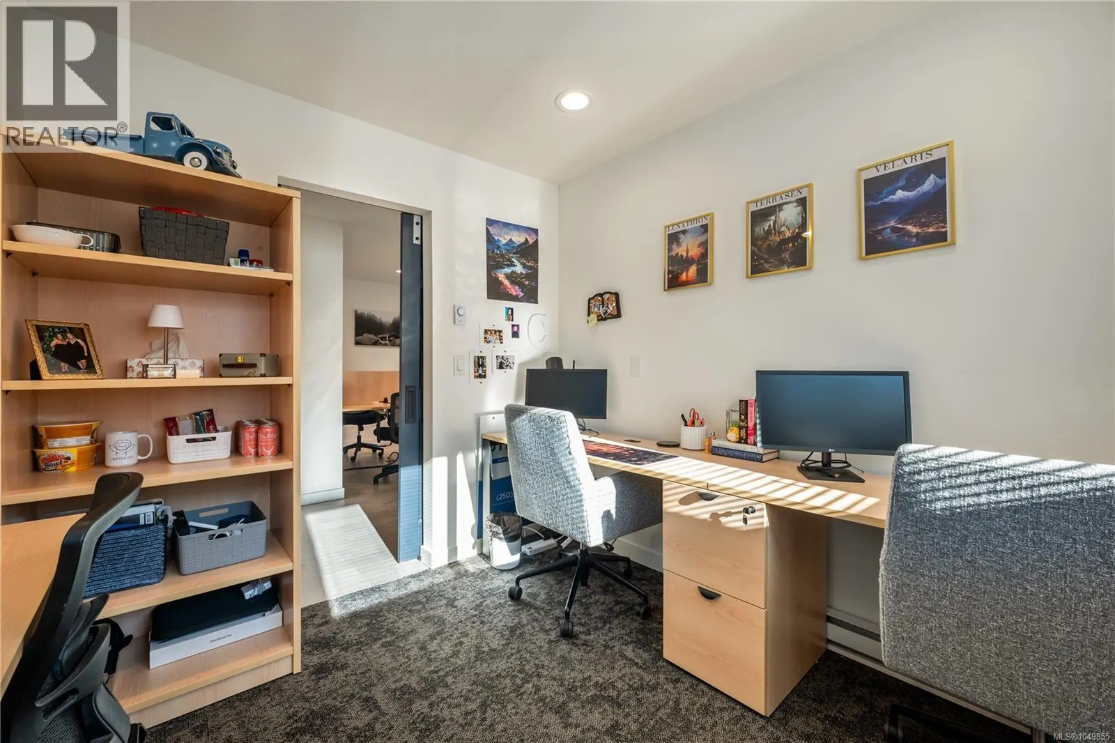 2206/2204 Petersen Pl