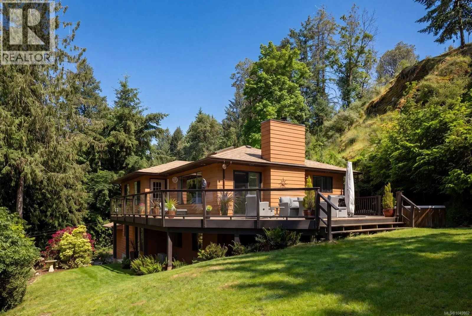 7084 Willis Point Rd