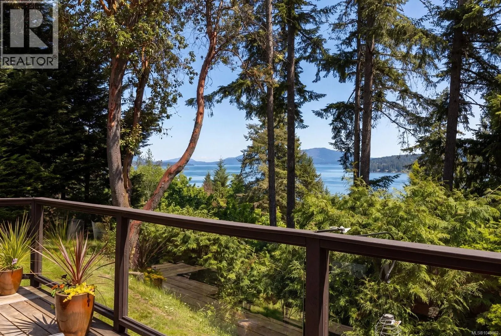 7084 Willis Point Rd