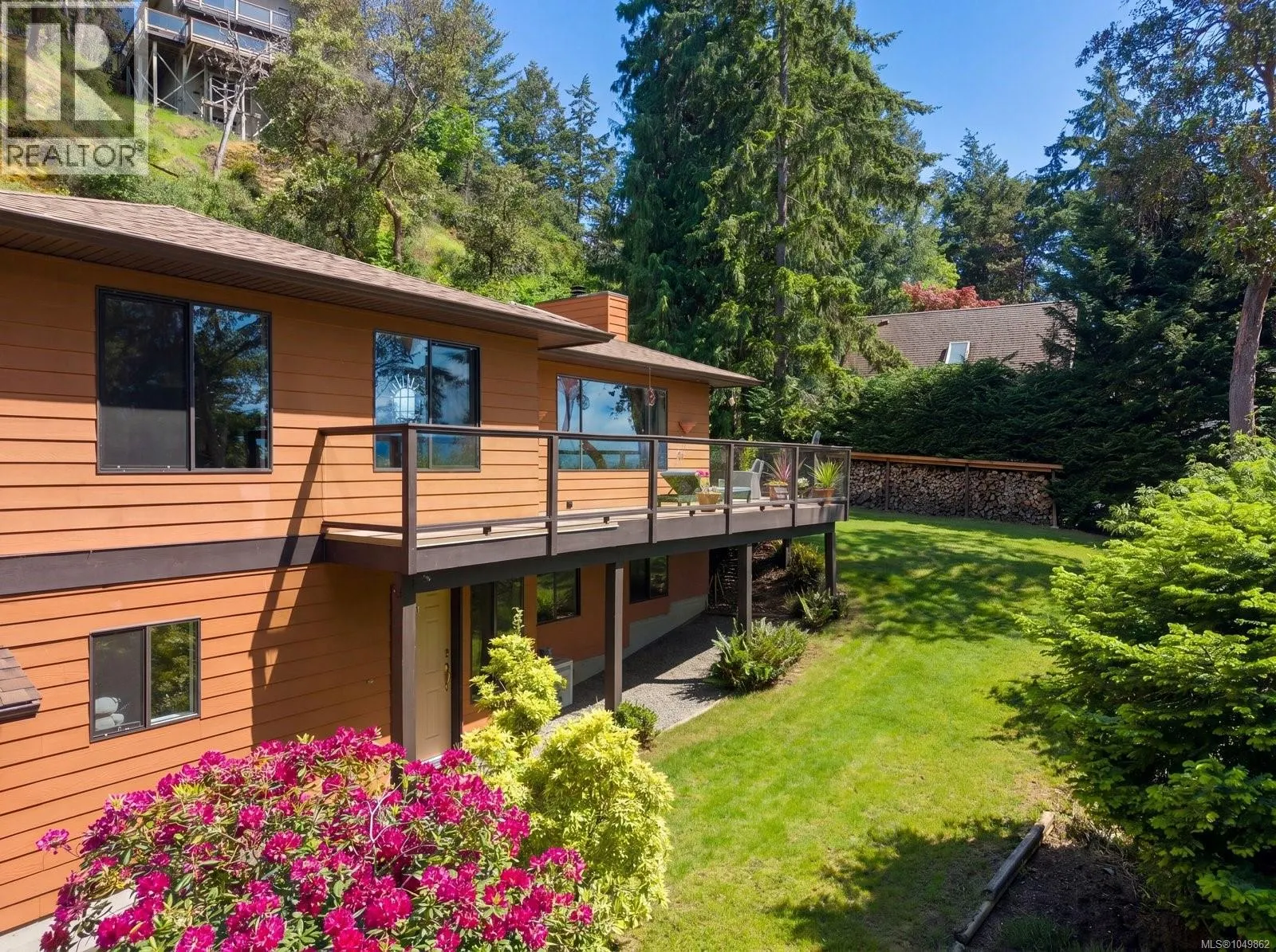 7084 Willis Point Rd
