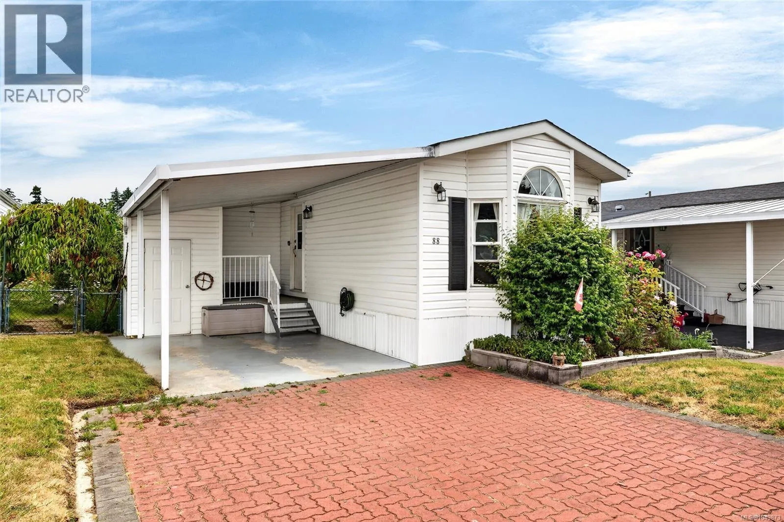 88 7583 Central Saanich Rd