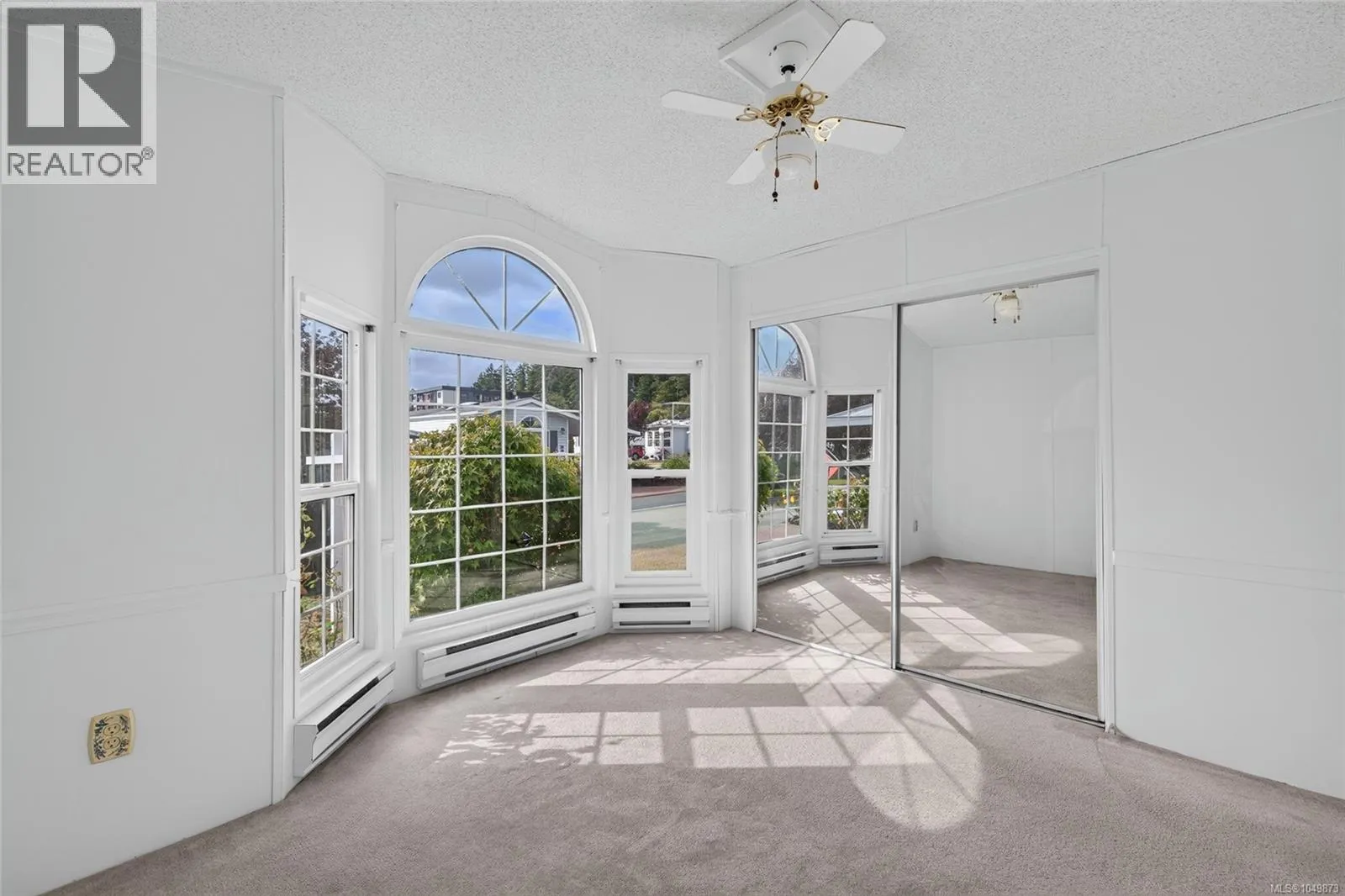 88 7583 Central Saanich Rd