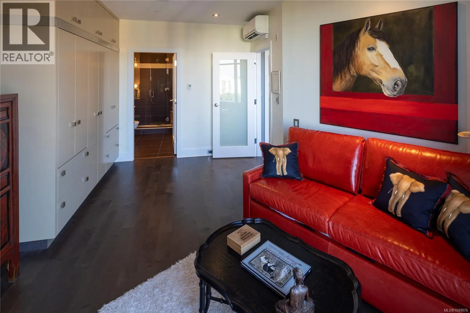 801 847 Dunsmuir Rd