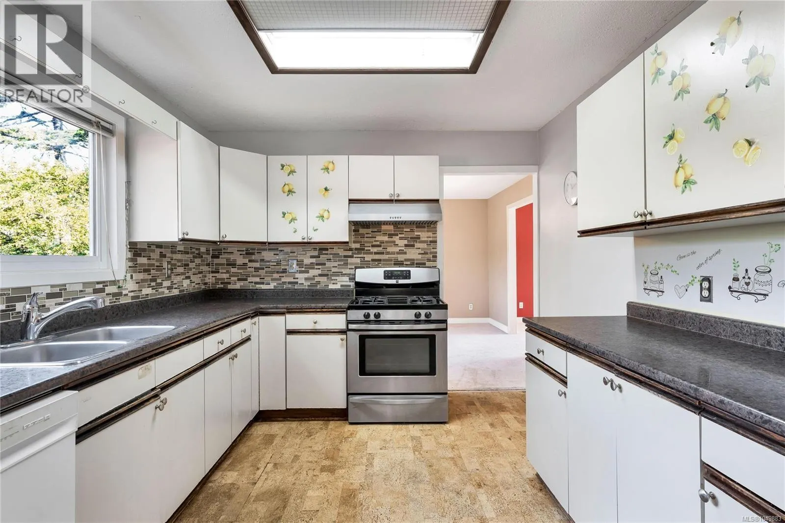 1634 Tasco Close