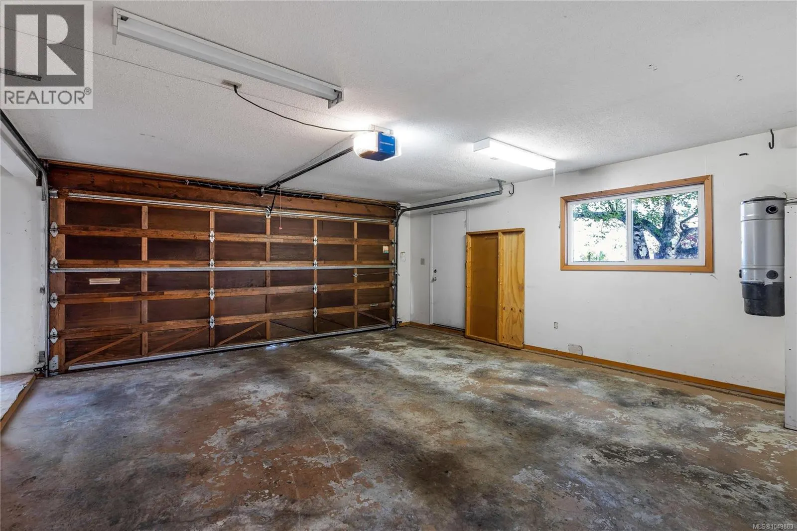 1634 Tasco Close