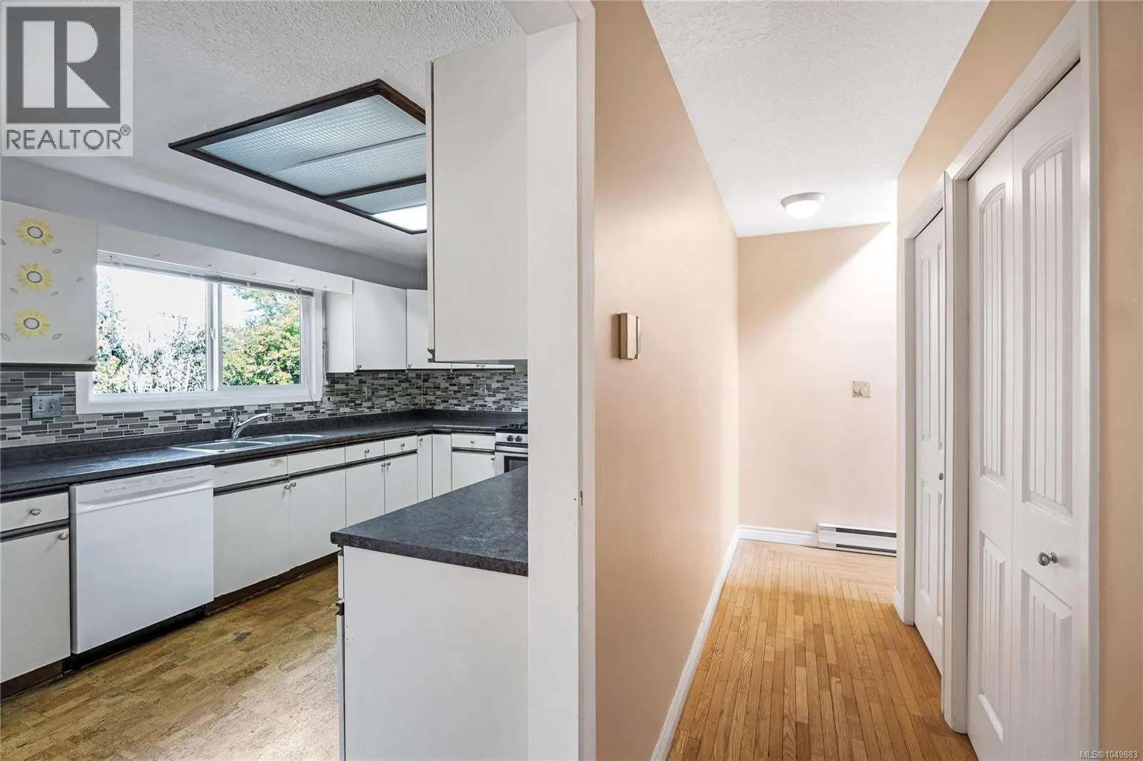 1634 Tasco Close