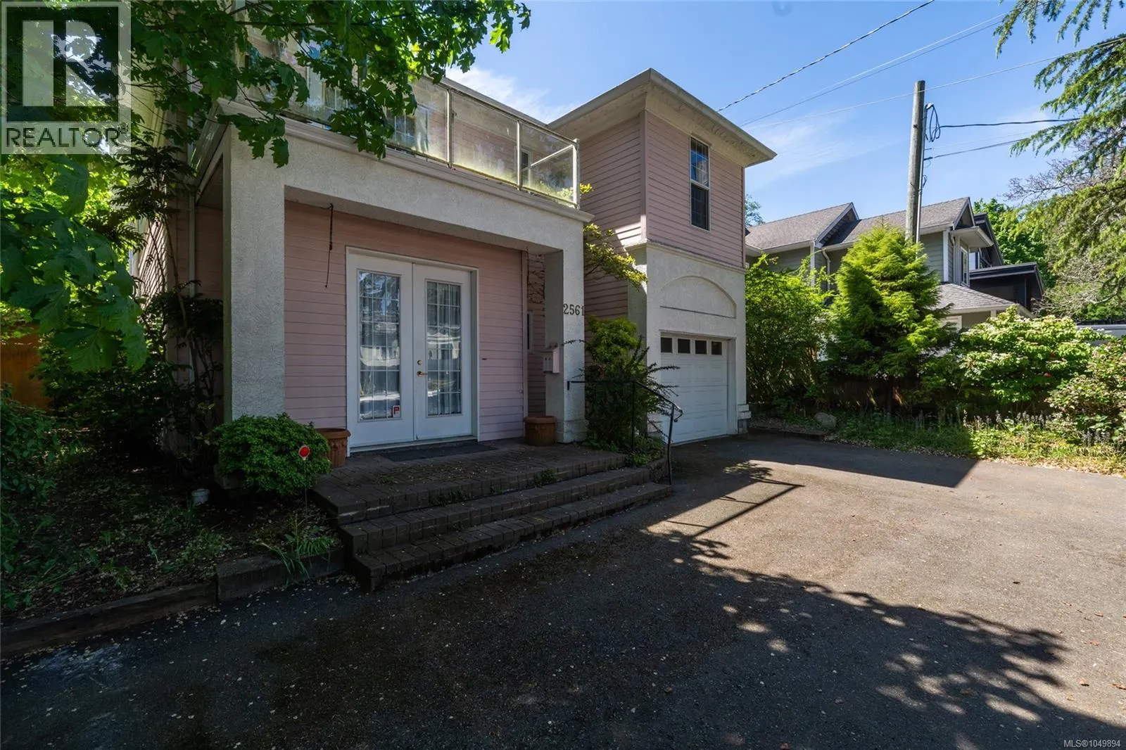 2561 Sinclair Rd