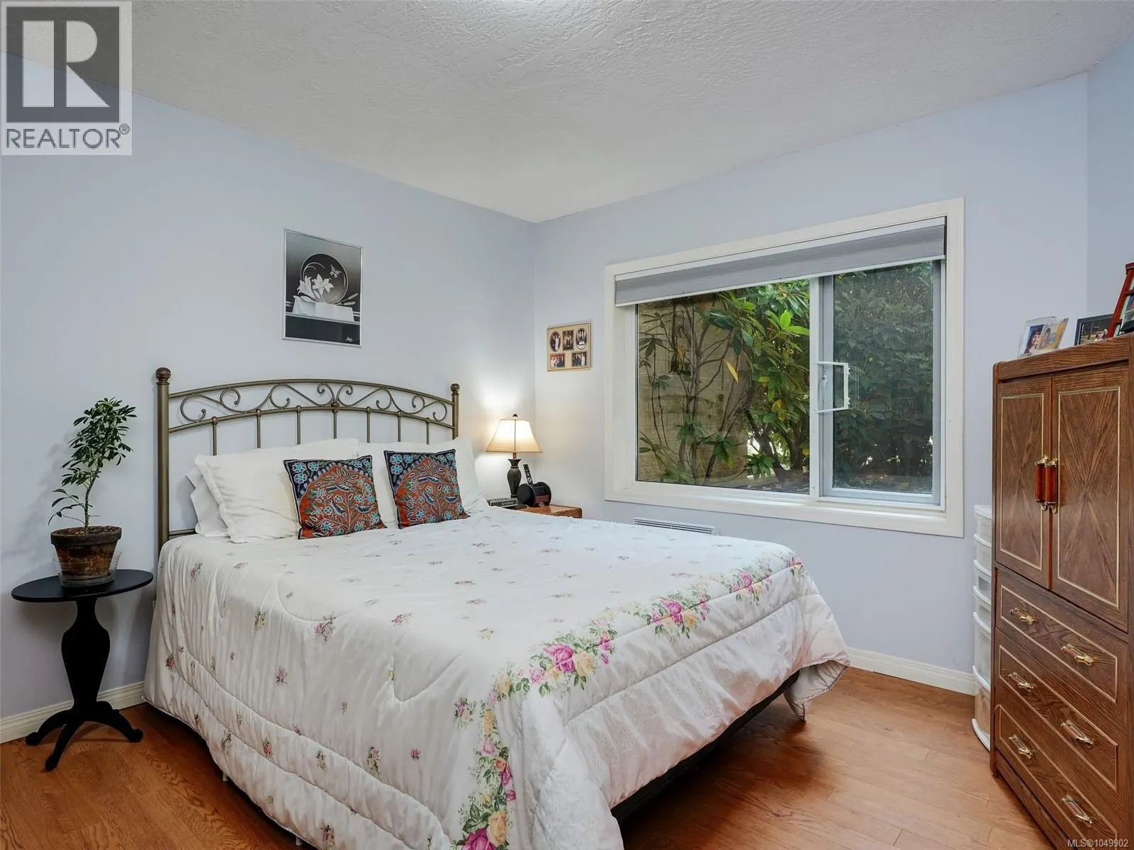 3105 2829 Arbutus Rd