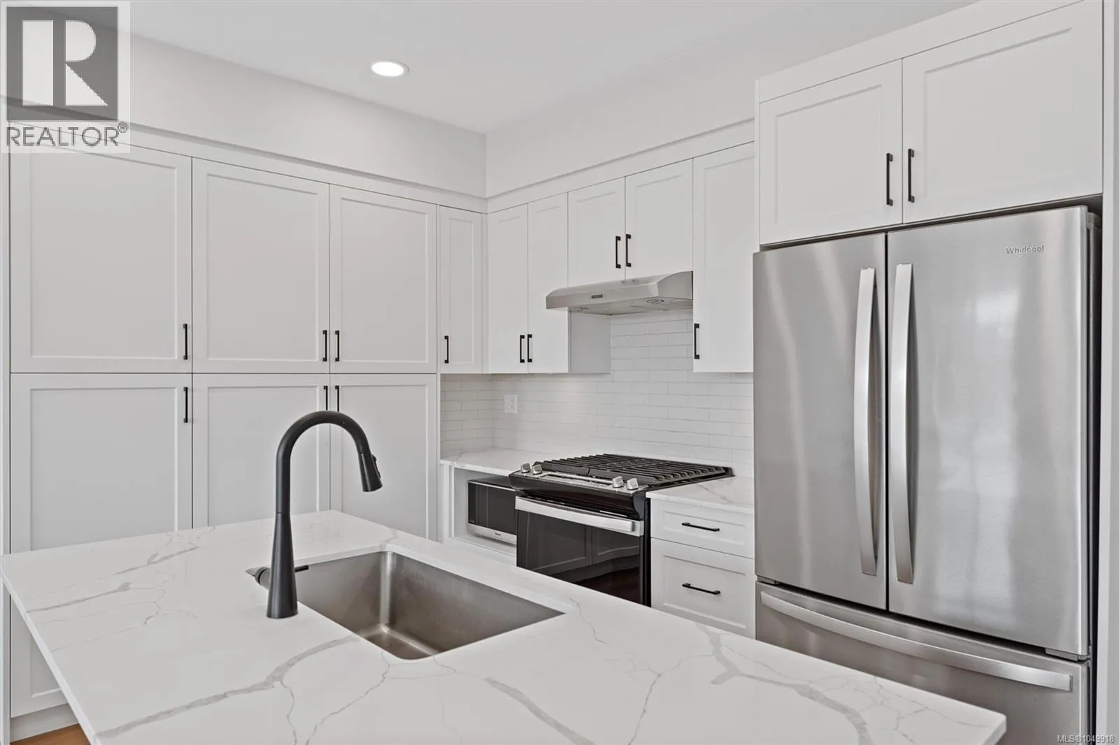 60 255 Caspian Dr