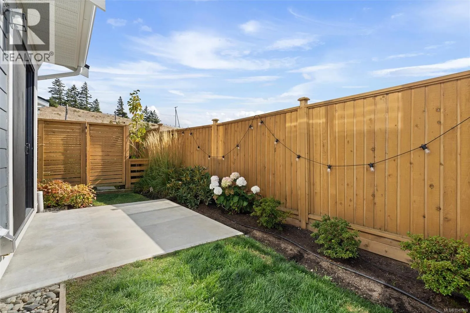 60 255 Caspian Dr
