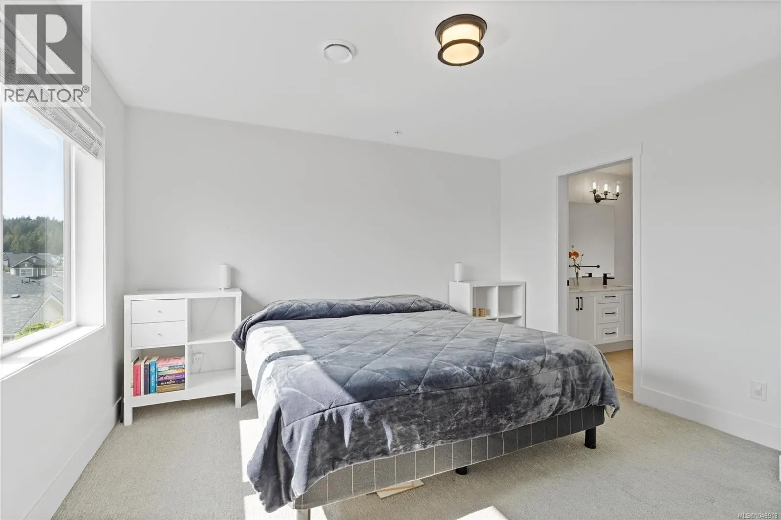 60 255 Caspian Dr