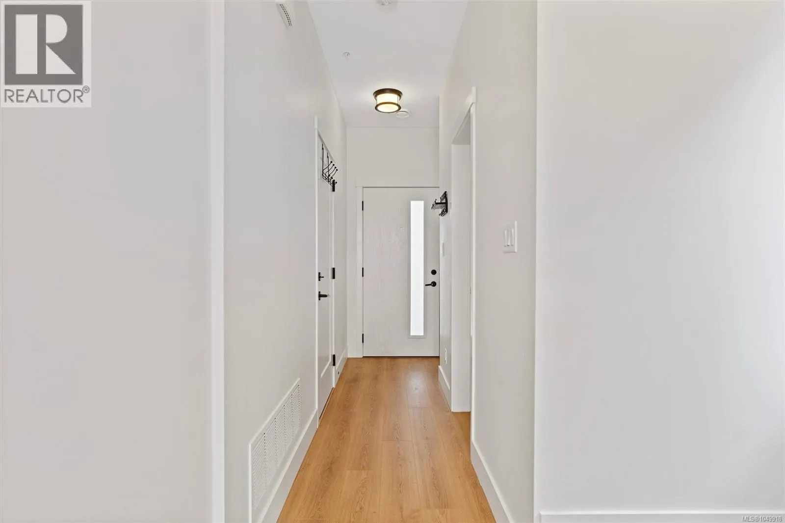 60 255 Caspian Dr