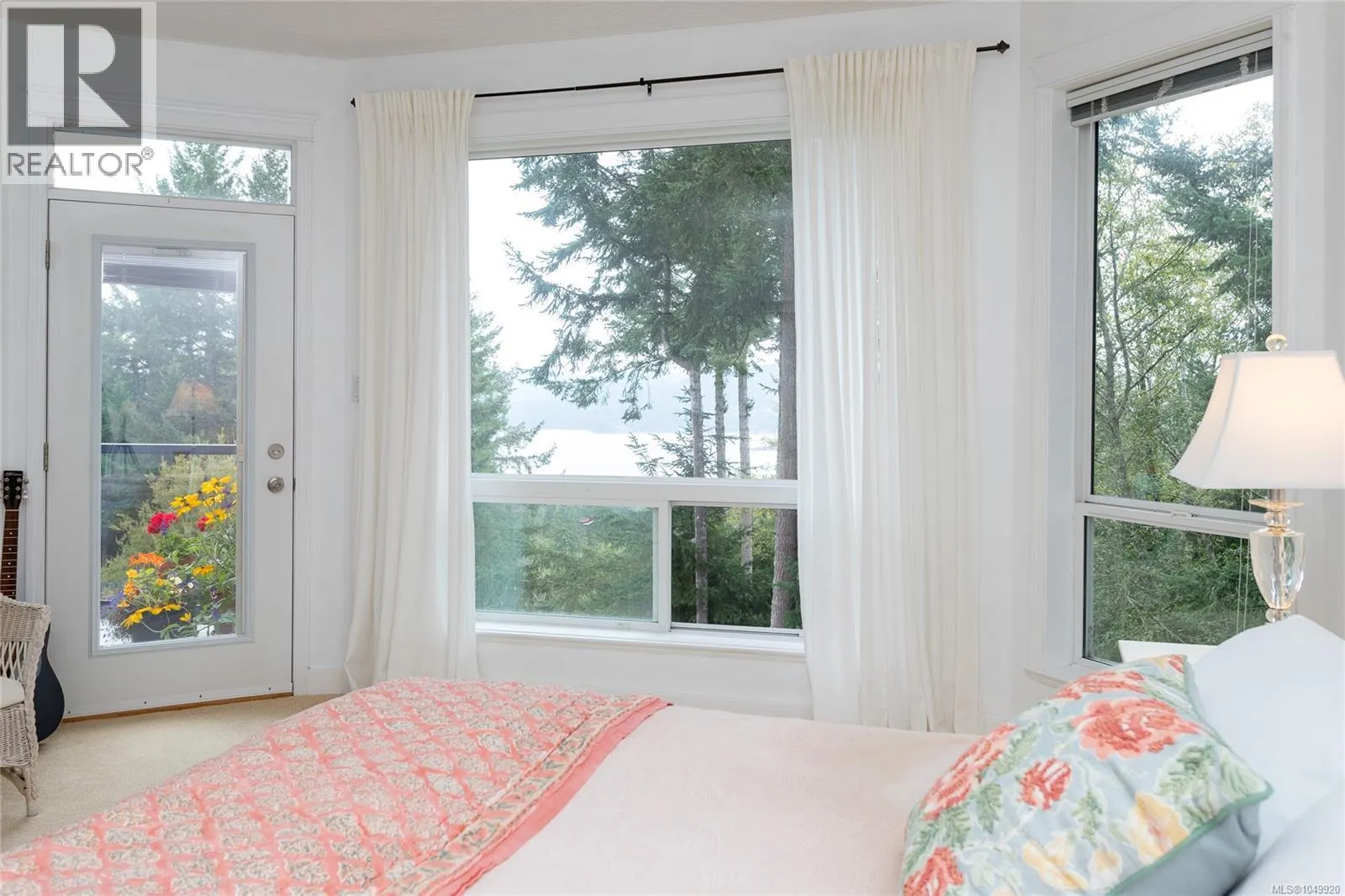 6082 Copper View Lane