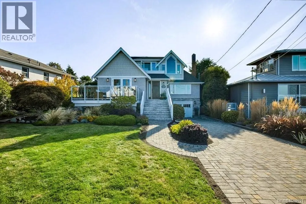 1244 Beach Dr