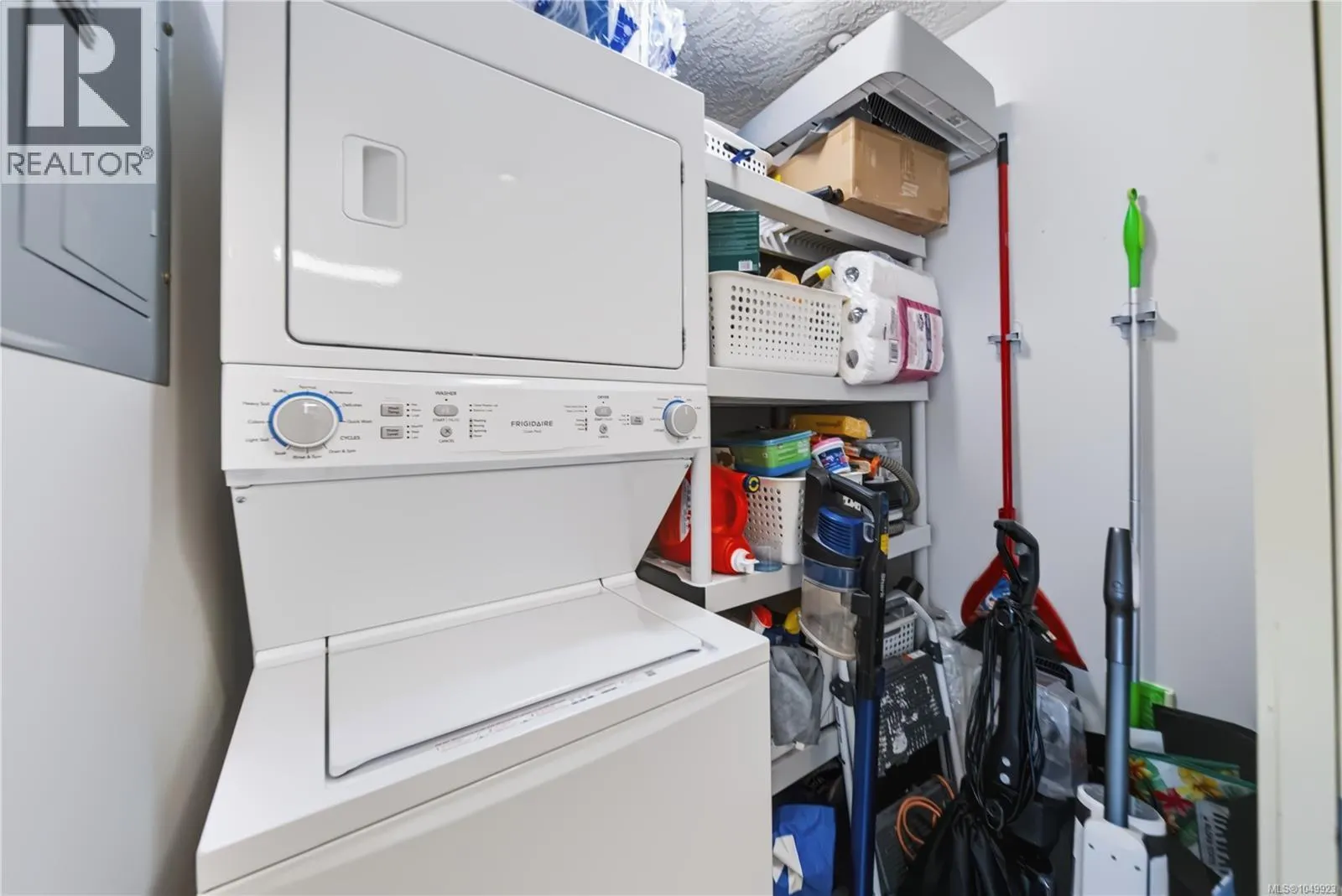 212 4965 Vista View Cres