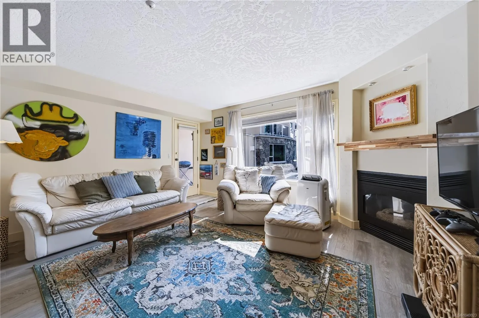 212 4965 Vista View Cres