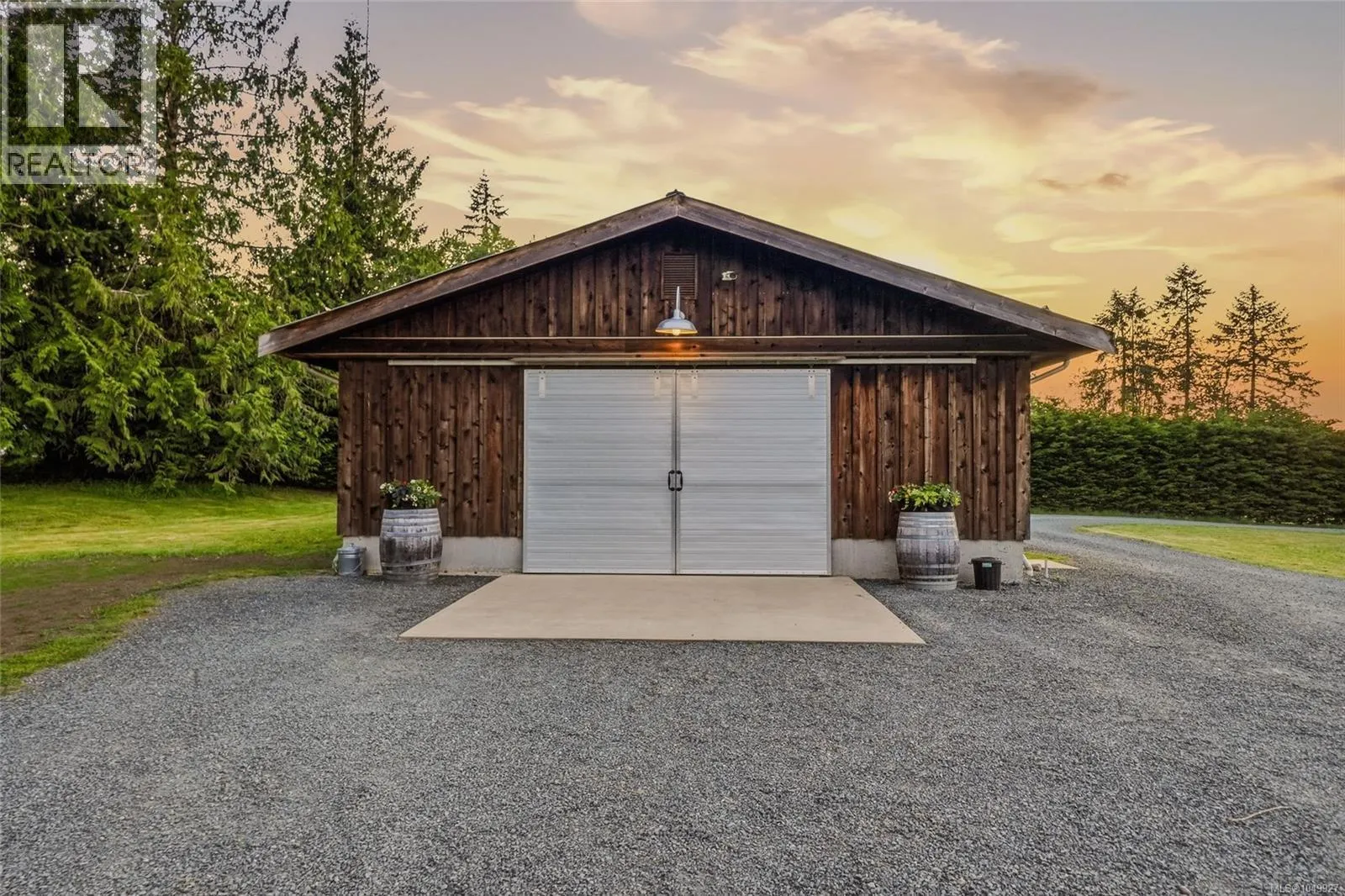 859 Andreef Rd
