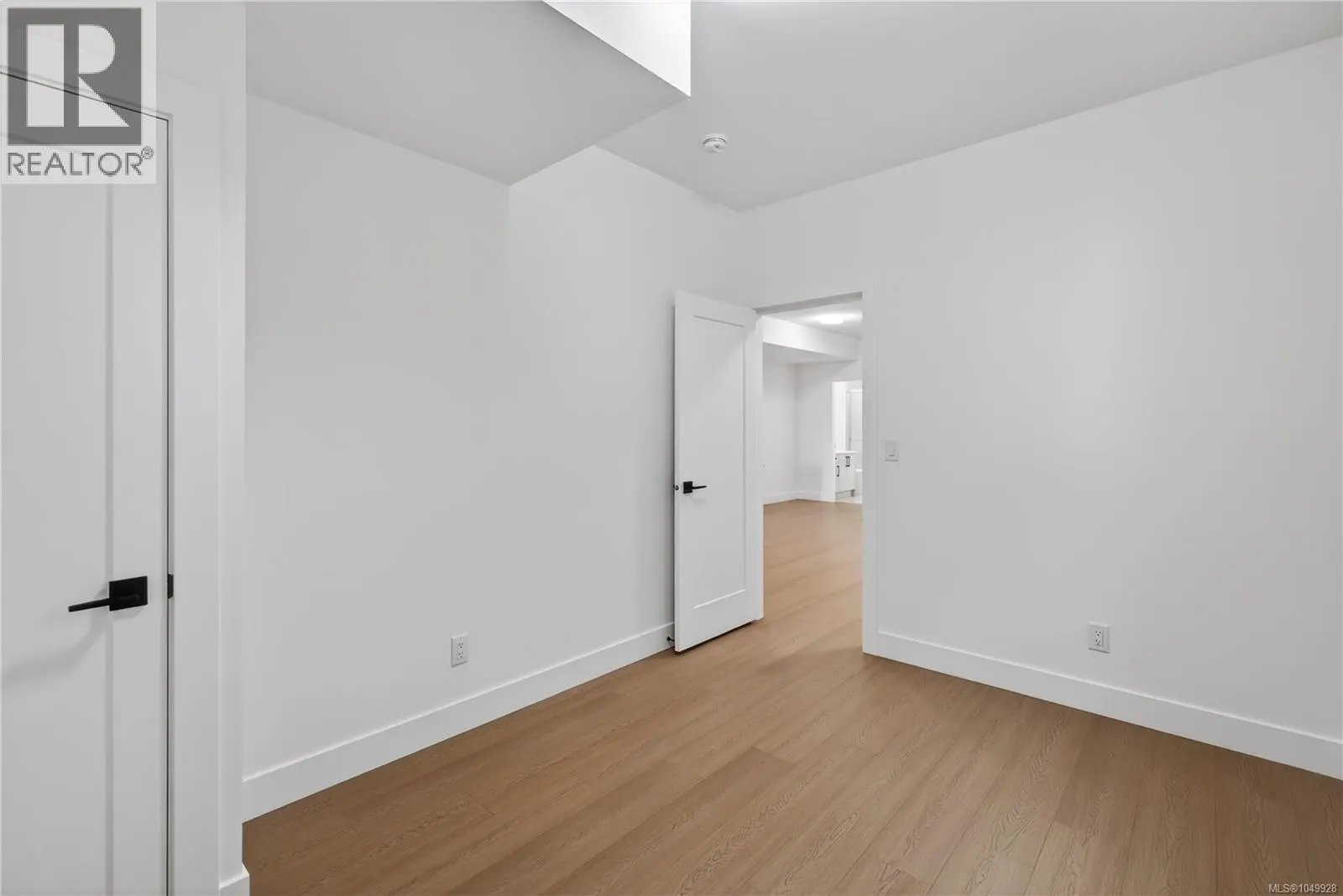 4655 Ambience Dr