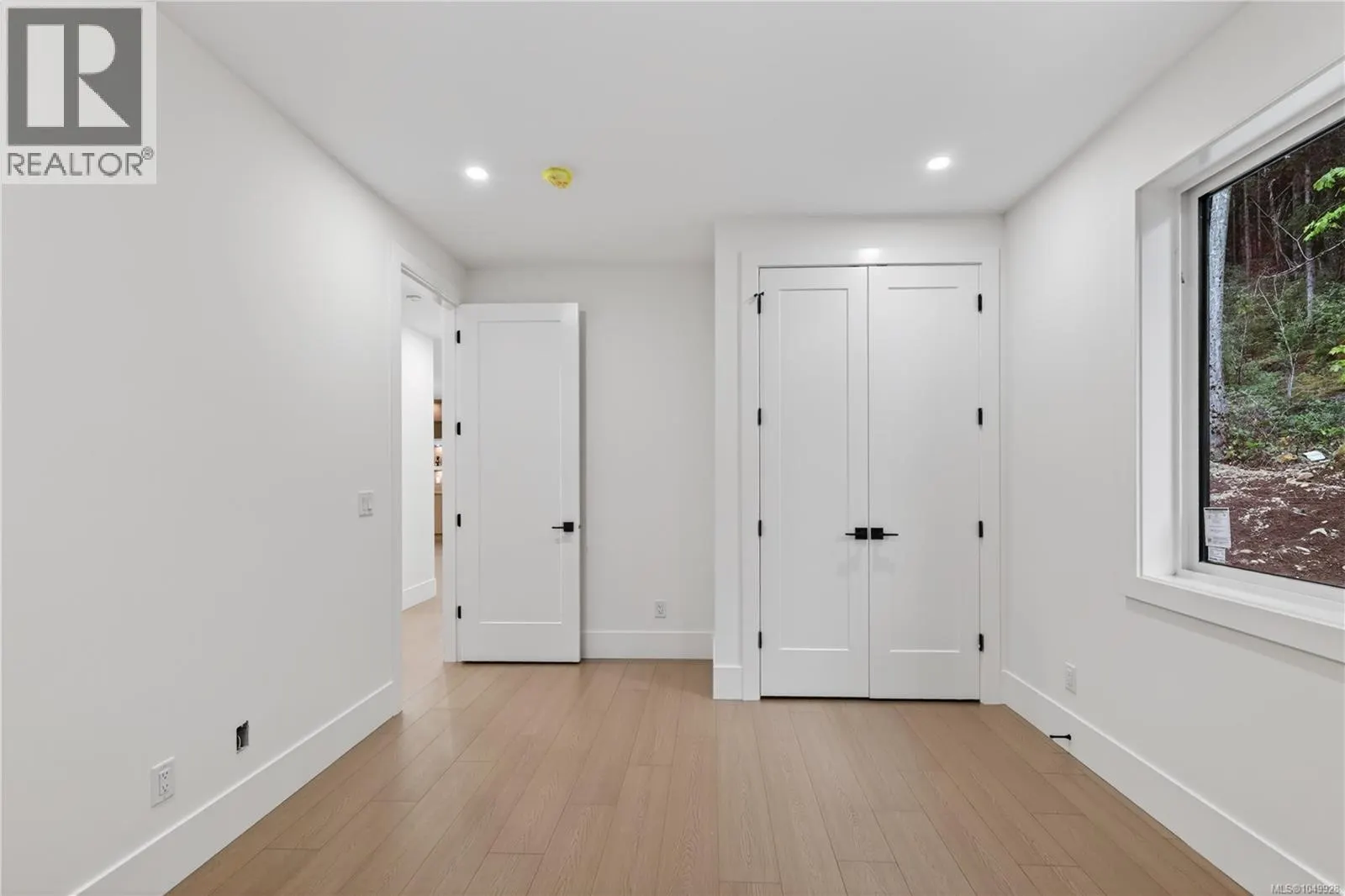 4655 Ambience Dr