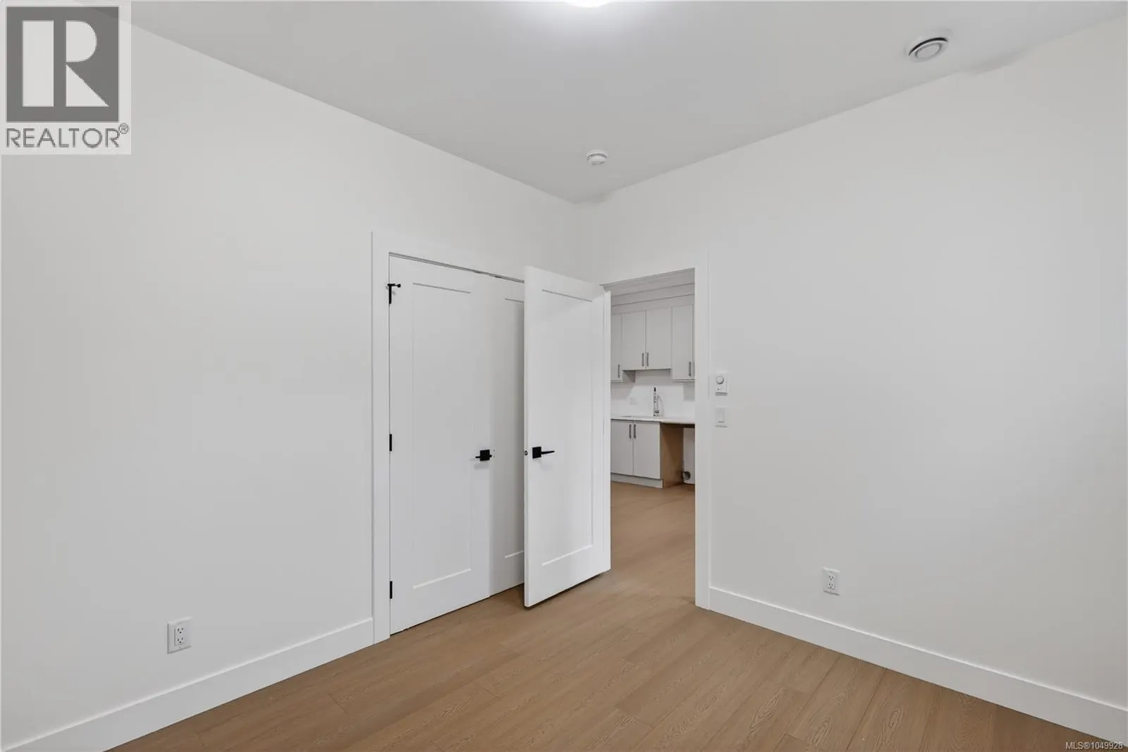 4655 Ambience Dr