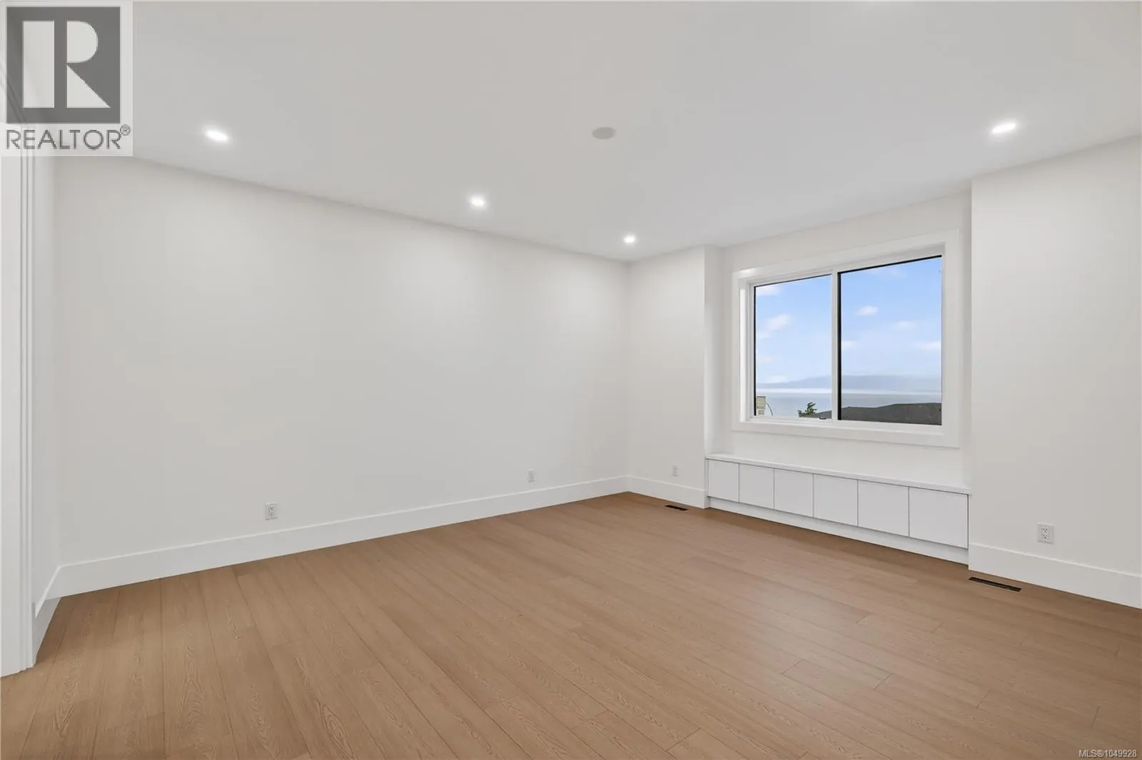 4655 Ambience Dr