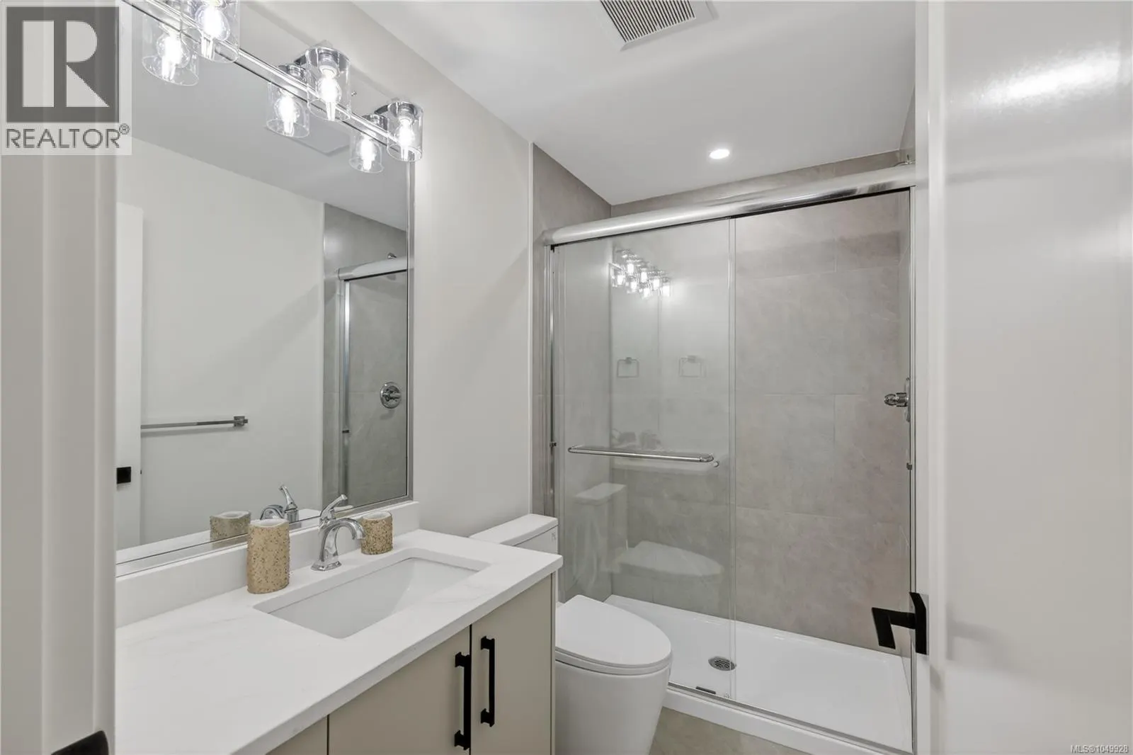 4655 Ambience Dr