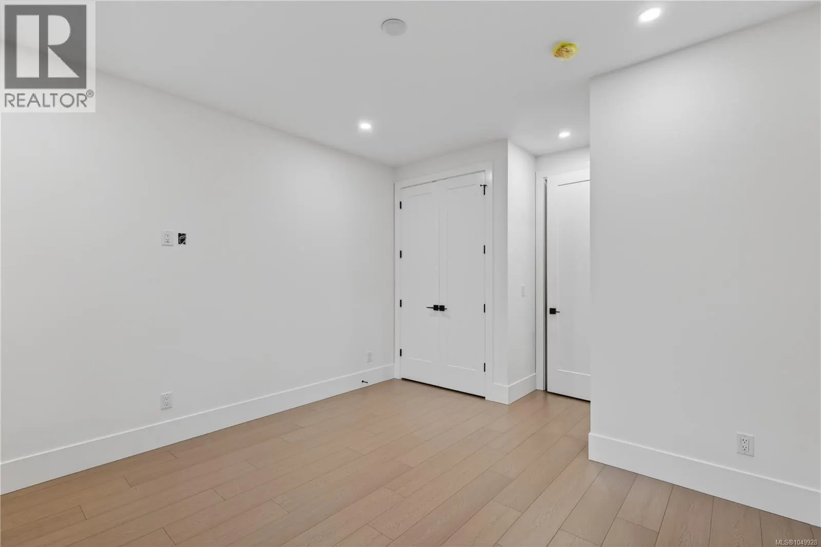 4655 Ambience Dr