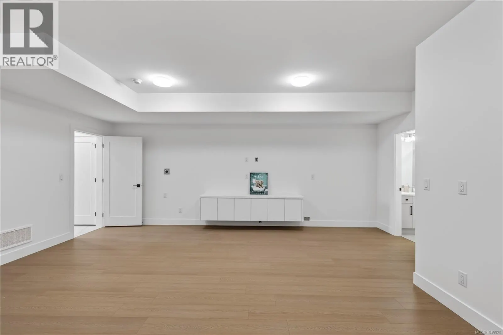 4655 Ambience Dr