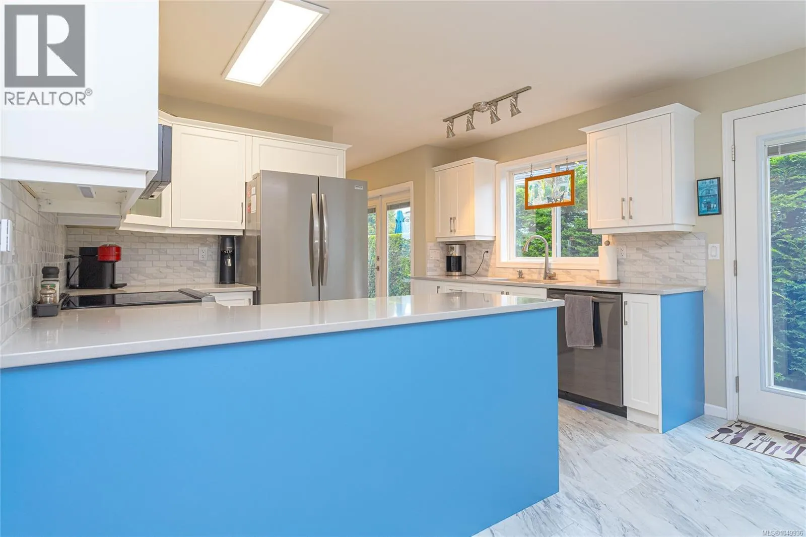 659 Windward Way