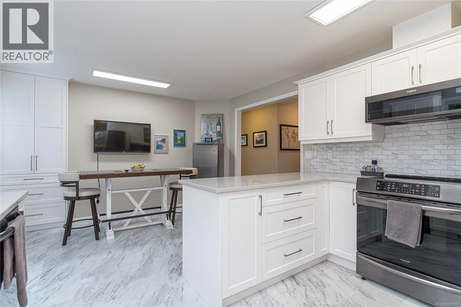 659 Windward Way