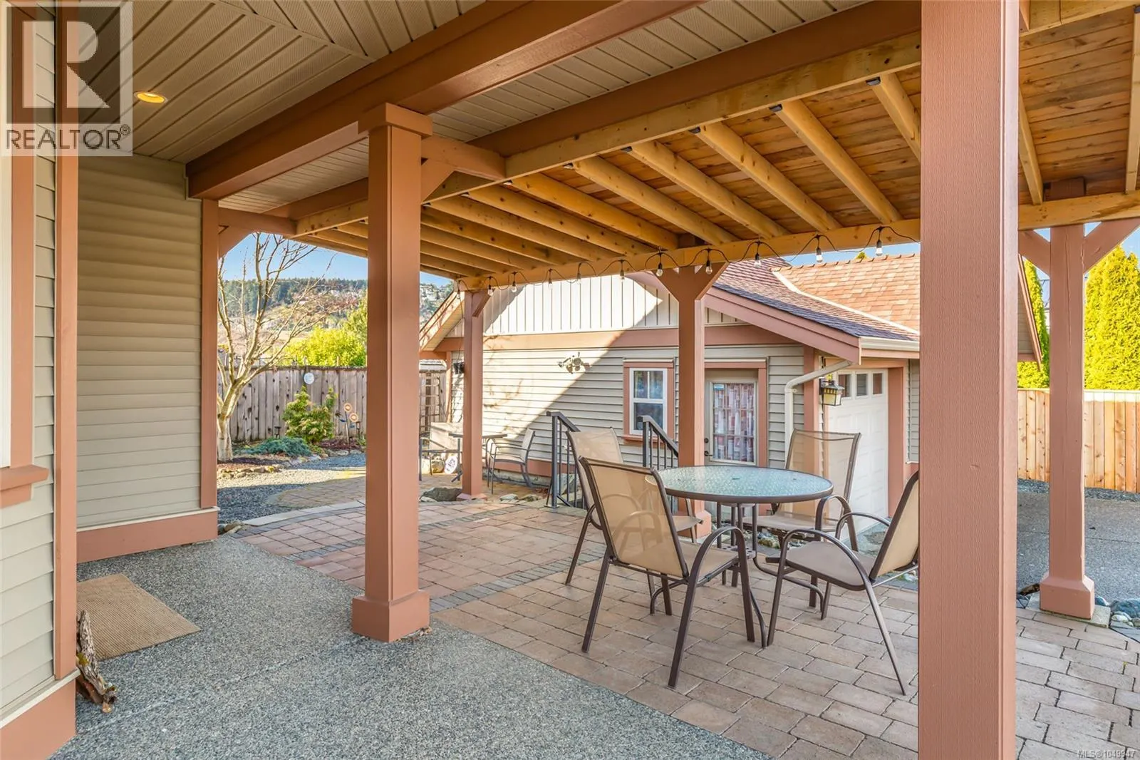 421 Poets Trail Dr