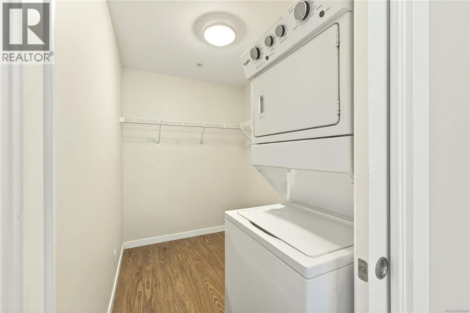 310 91 Chapel St