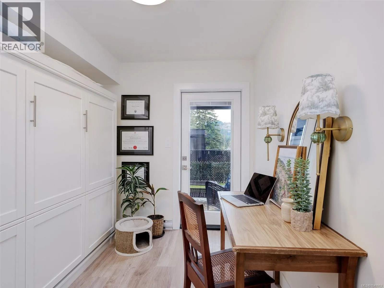 102 3559 Vision Way
