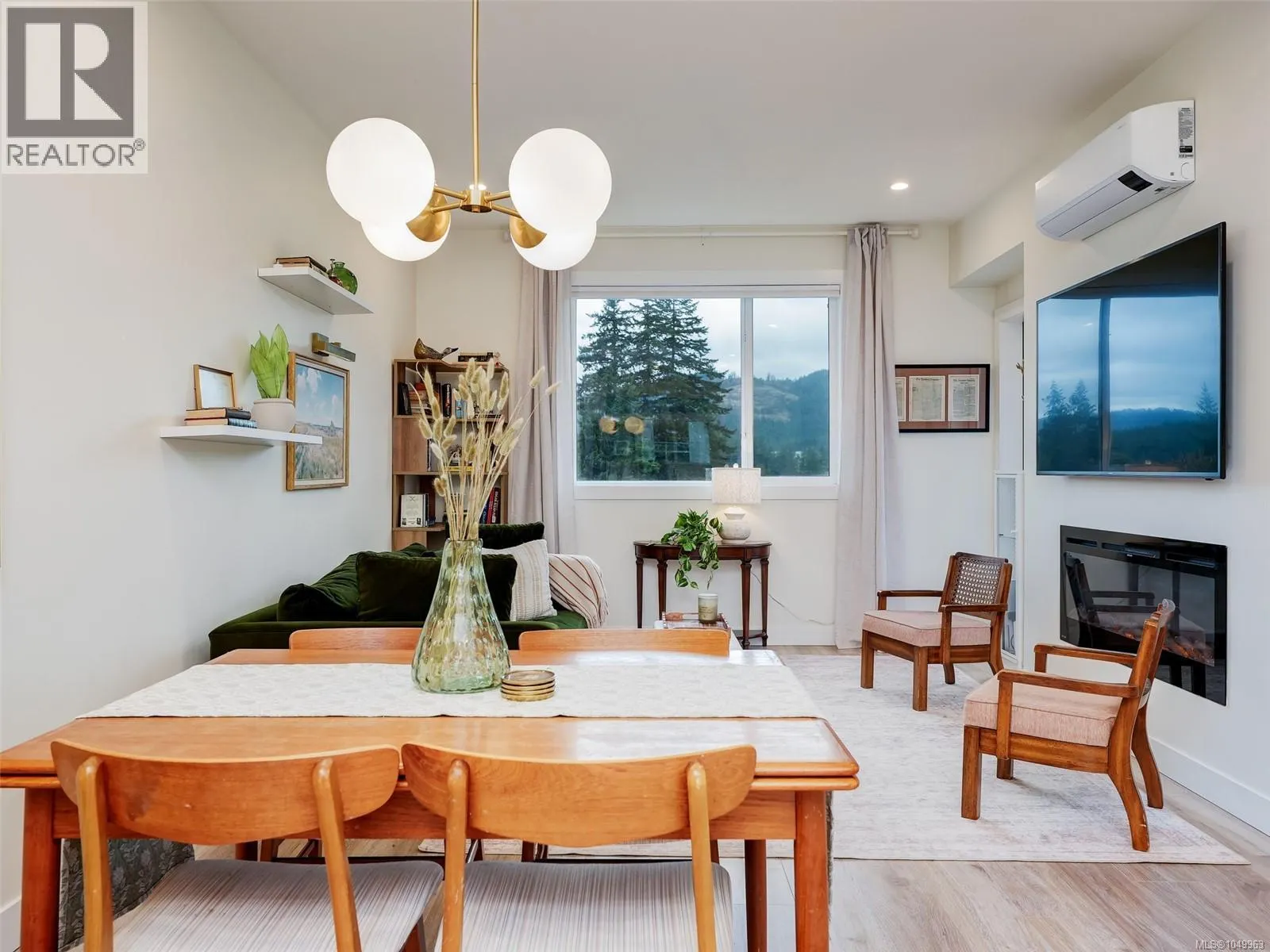 102 3559 Vision Way
