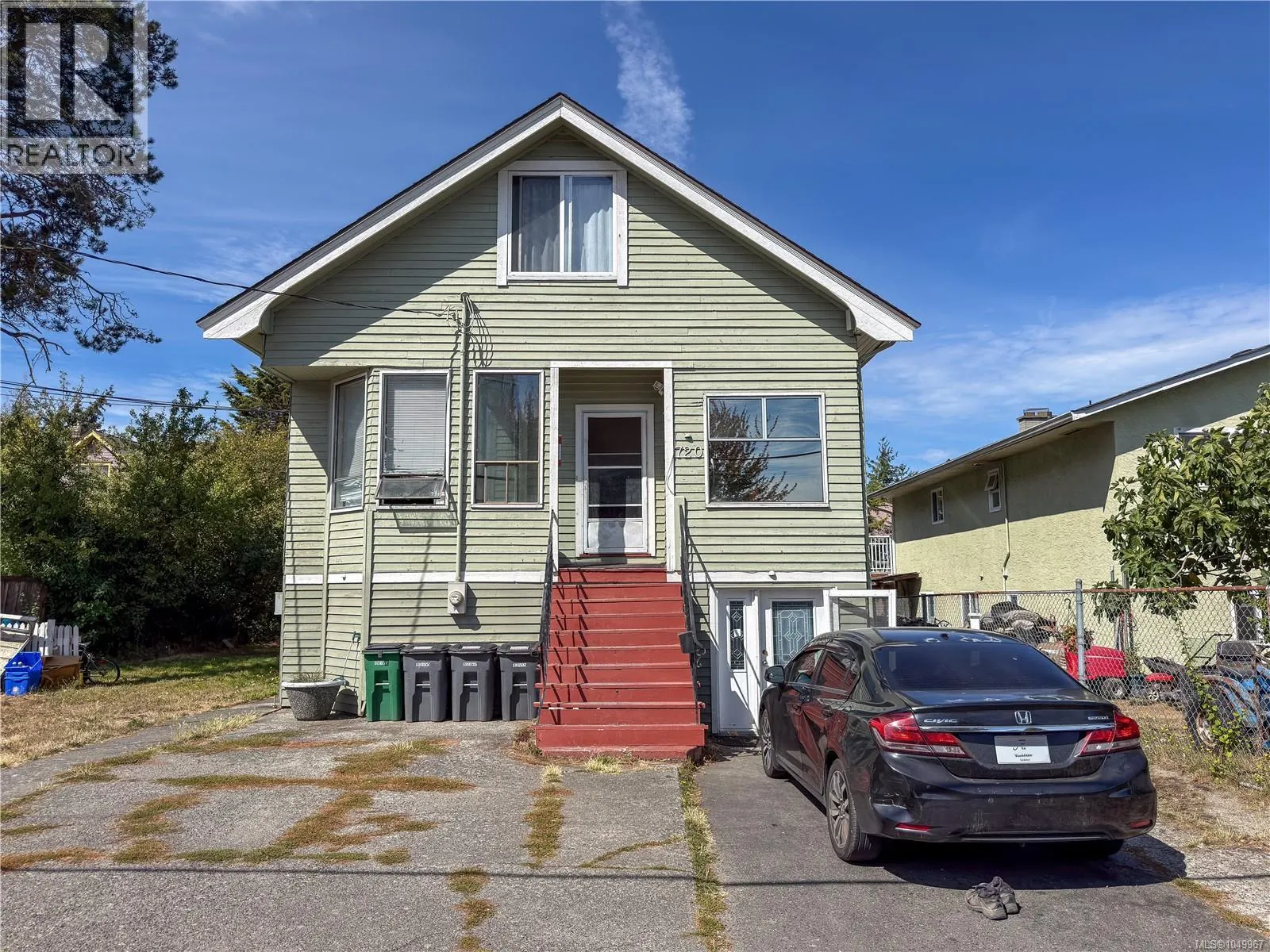 720 Vernon Ave
