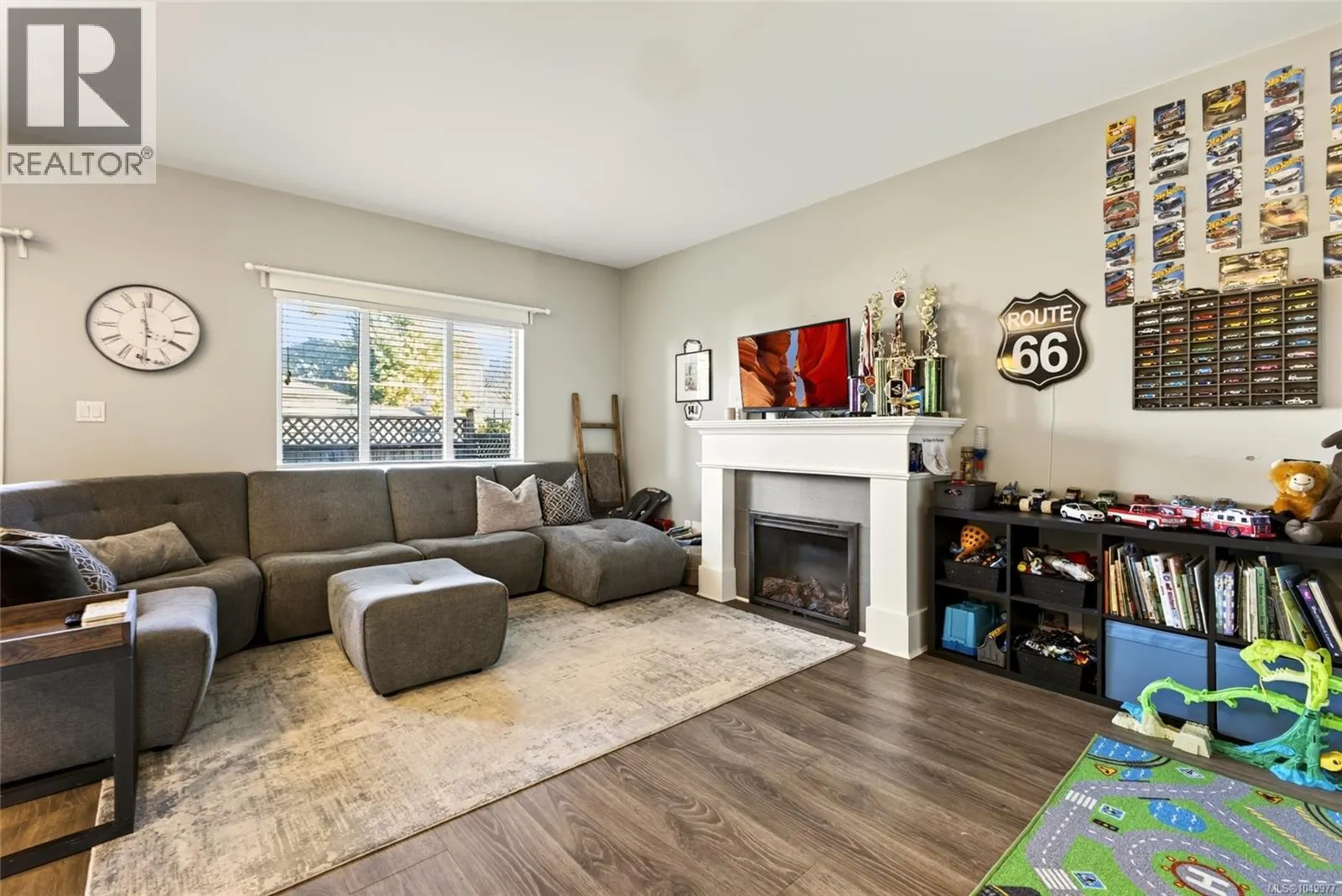 1195 Parkdale Creek Gdns