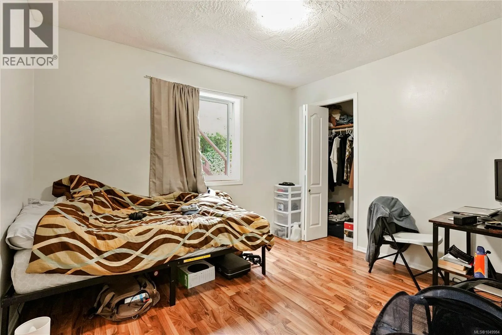 877 Admirals Rd