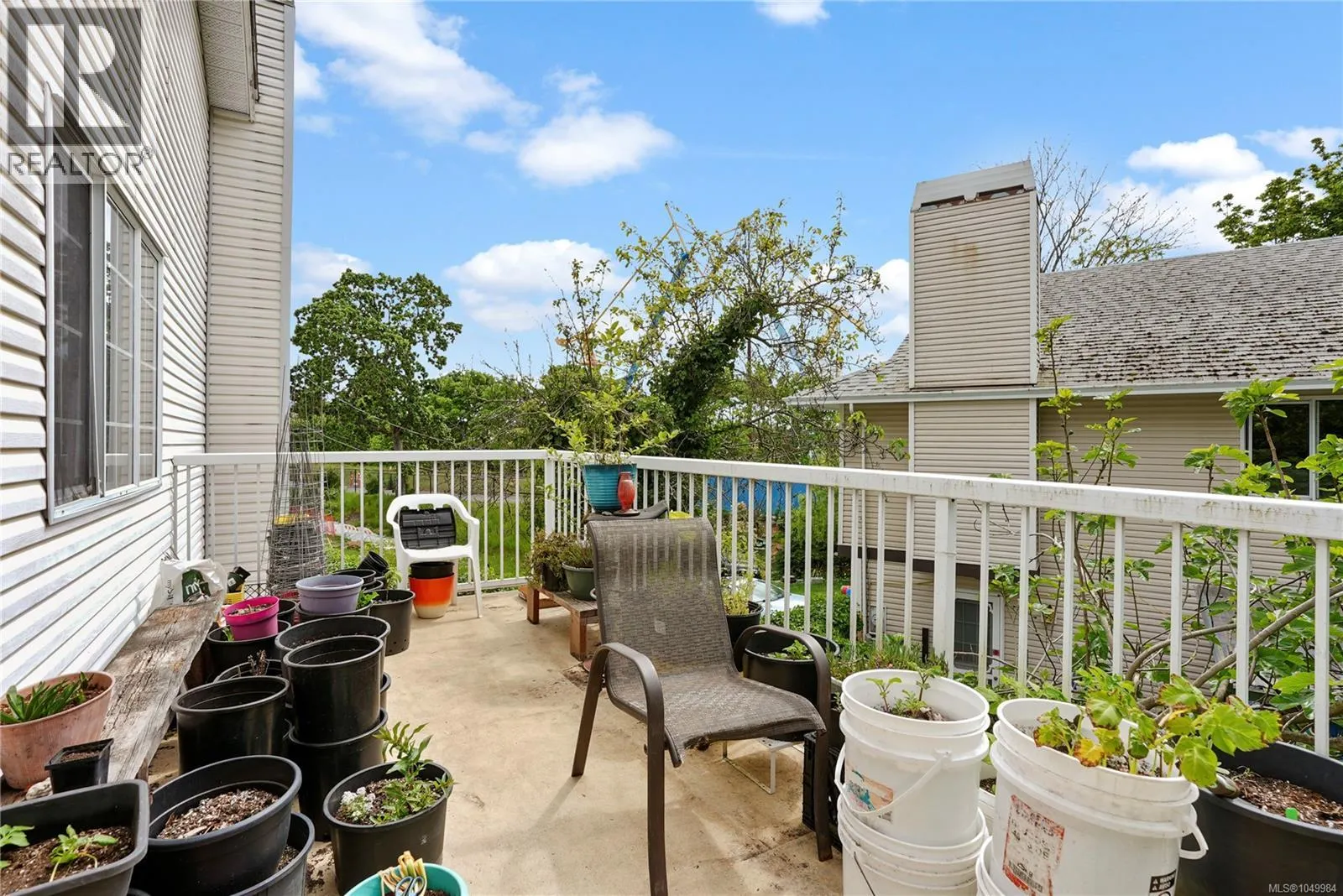 877 Admirals Rd