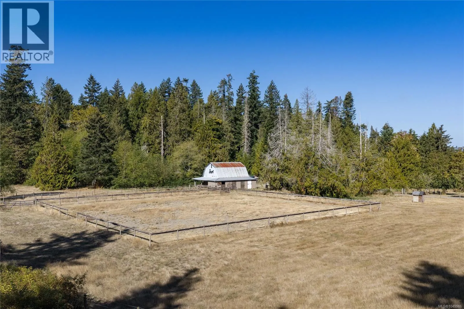 899,875 Andreef Rd