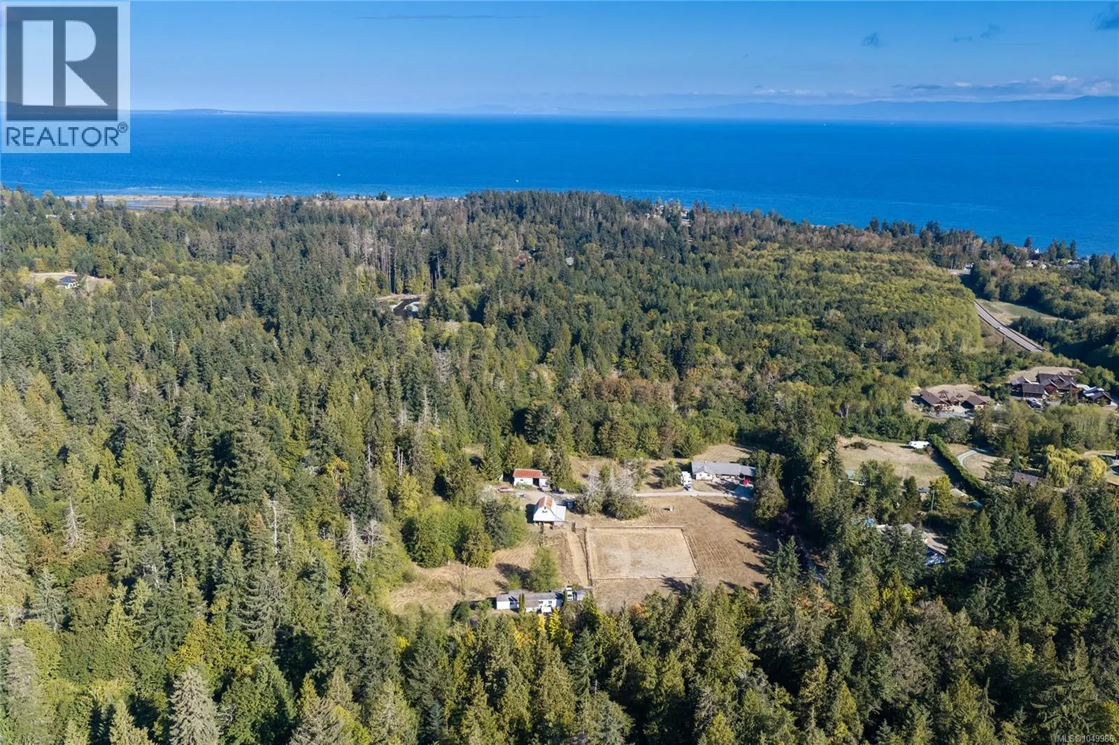 899,875 Andreef Rd