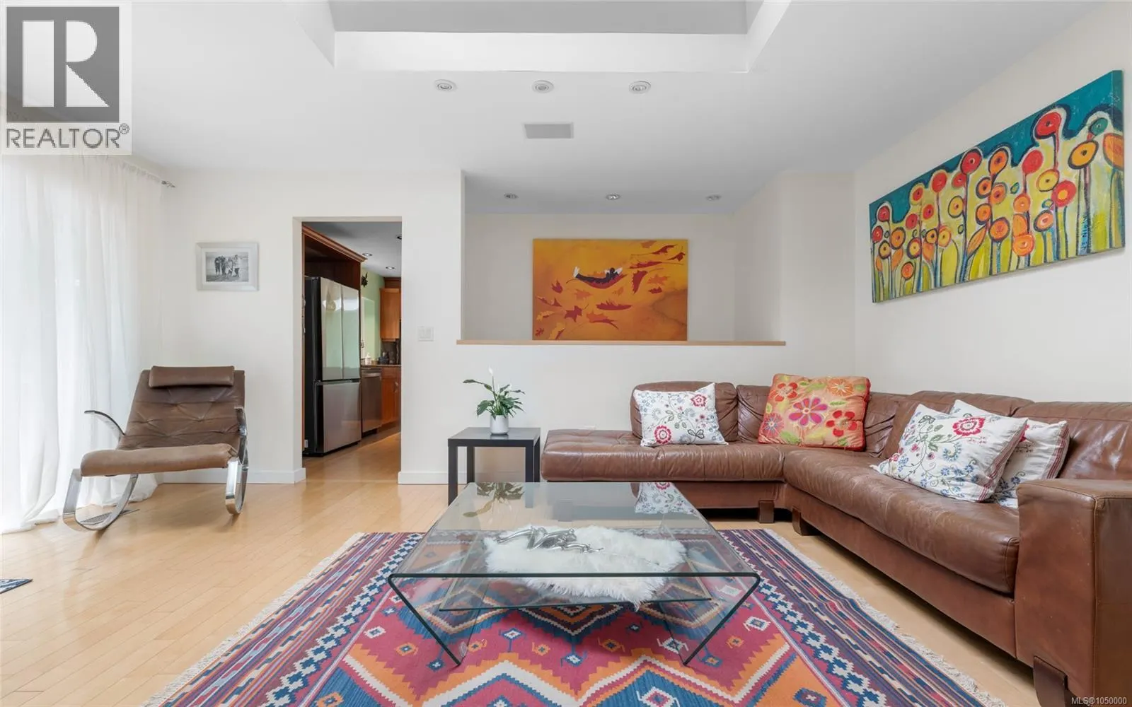 2881 Phyllis St
