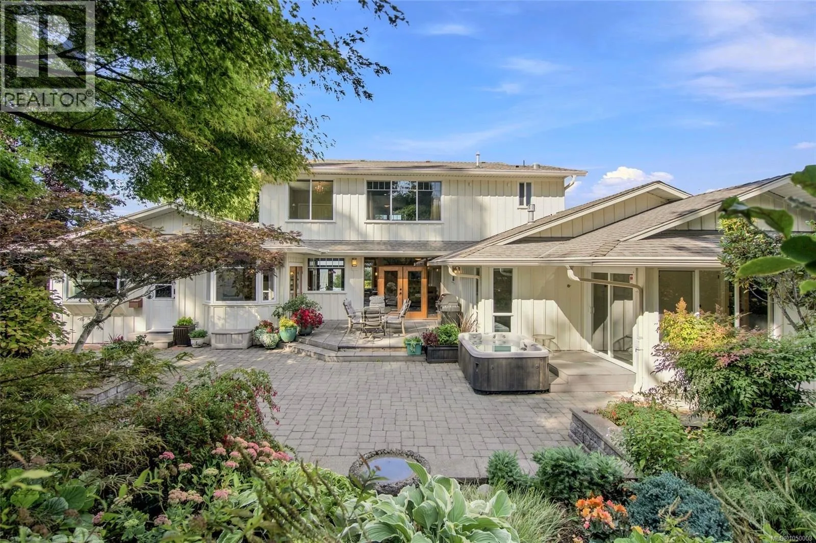 5455 Bayshore Dr