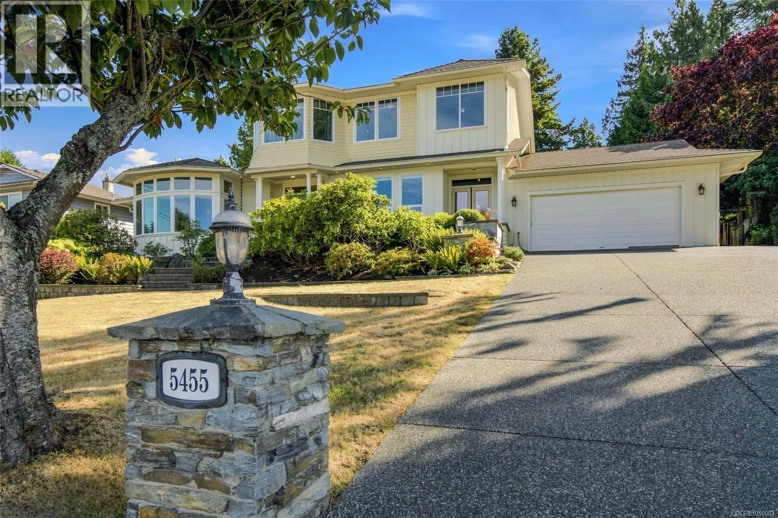 5455 Bayshore Dr