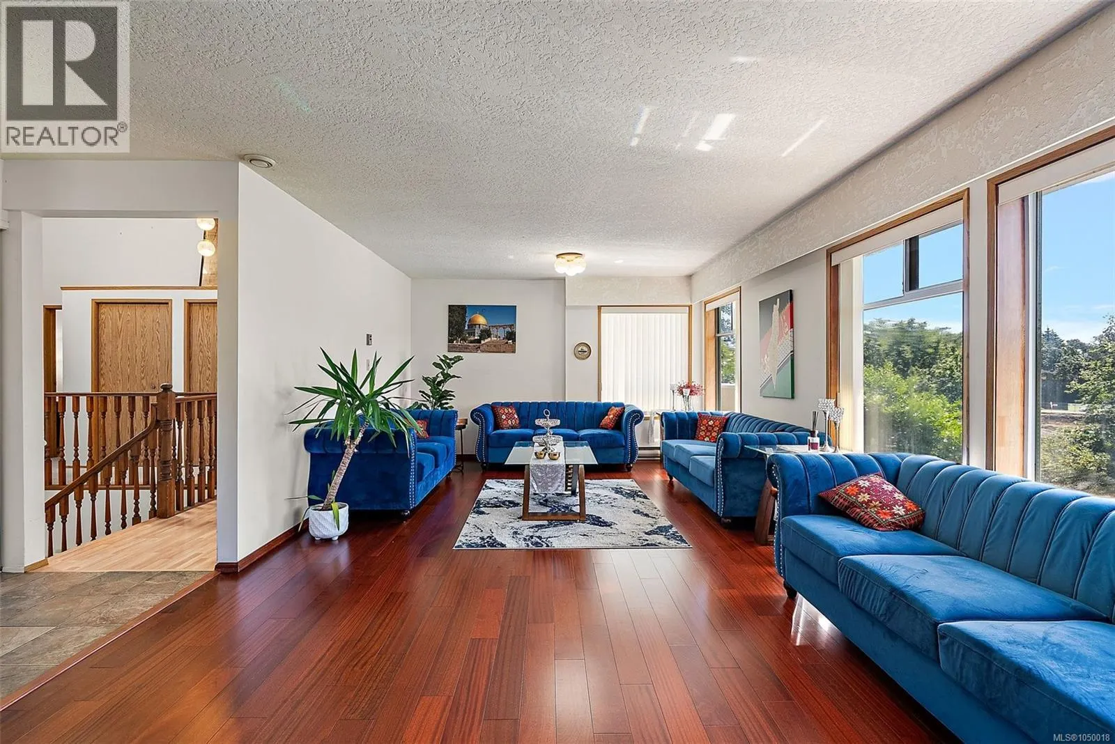 3301 Argyle Pl