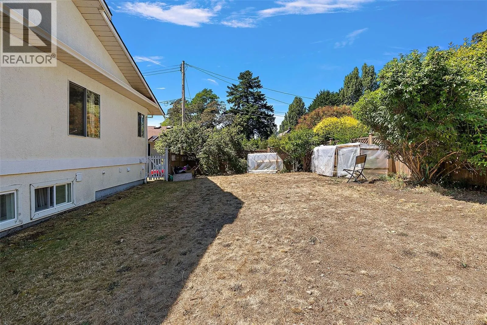 3301 Argyle Pl
