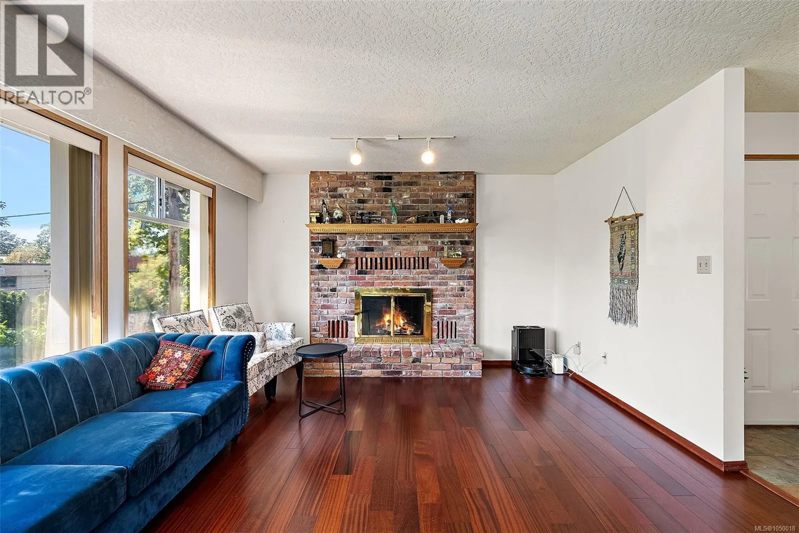 3301 Argyle Pl