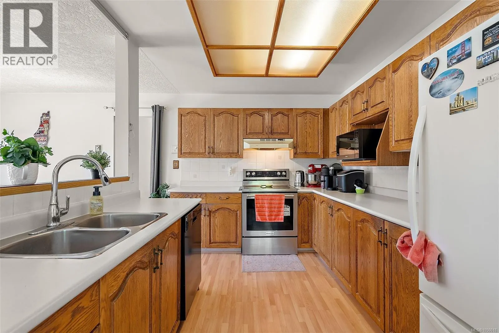 3301 Argyle Pl